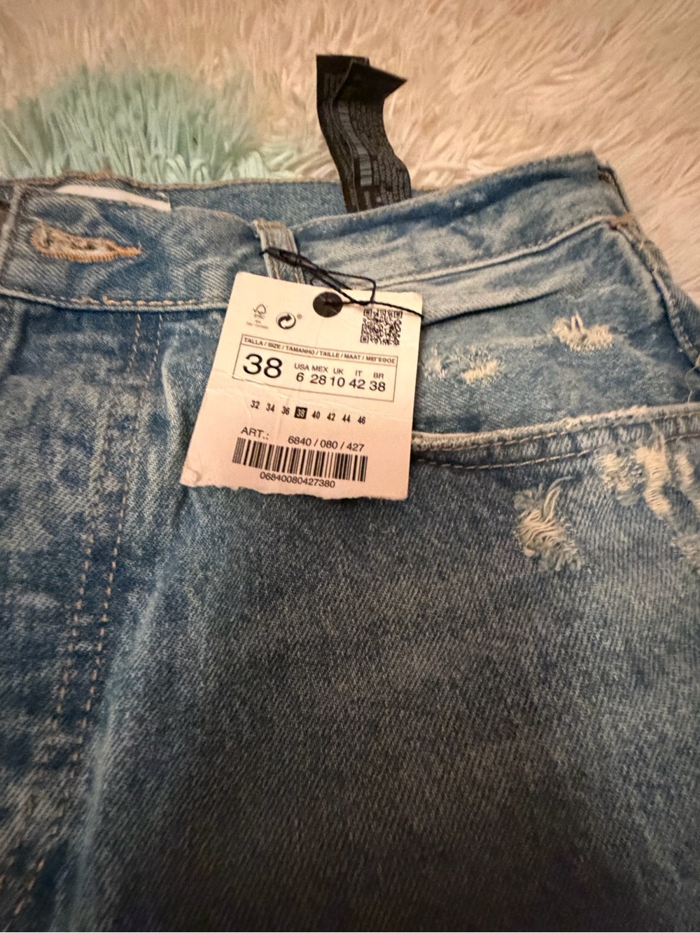 Zara Light Blue High-Rise Distressed Women’s Jeans